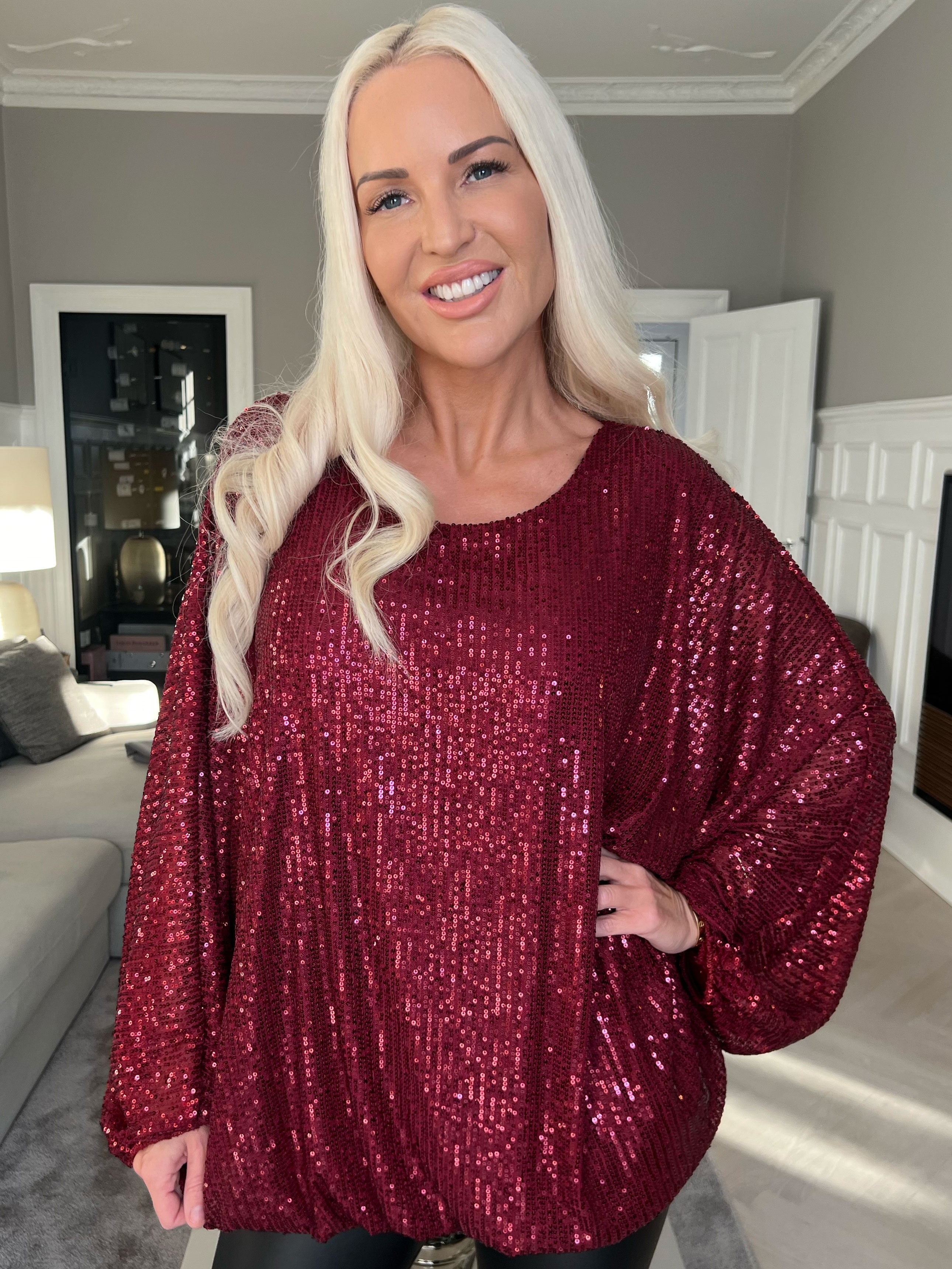 Destiny - Paillet bluse med flagermusærmer